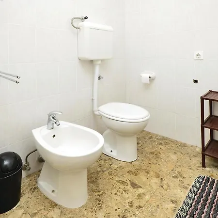 4 Bedroom Cozy In