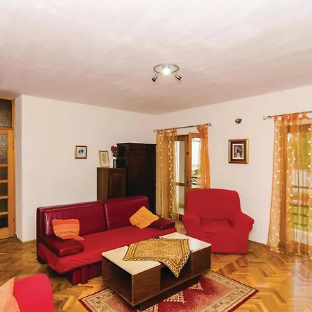 4 Bedroom Cozy In * Gruda