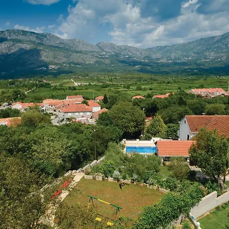 4 Bedroom Cozy In * Gruda